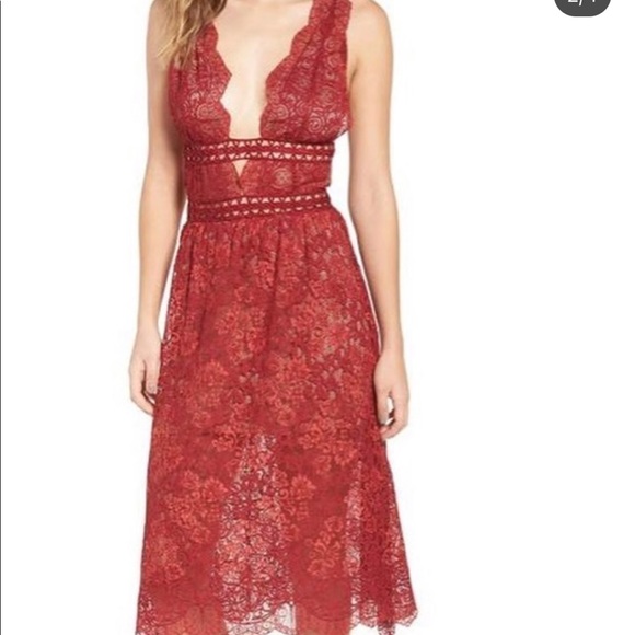 For love & lemons “Mon Cherie” lace midi dress - Picture 4 of 4